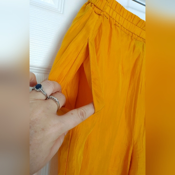 Vintage  Adam Douglas Women's Silk Set  mustard yellow large Pants Top - Picture 9 of 12